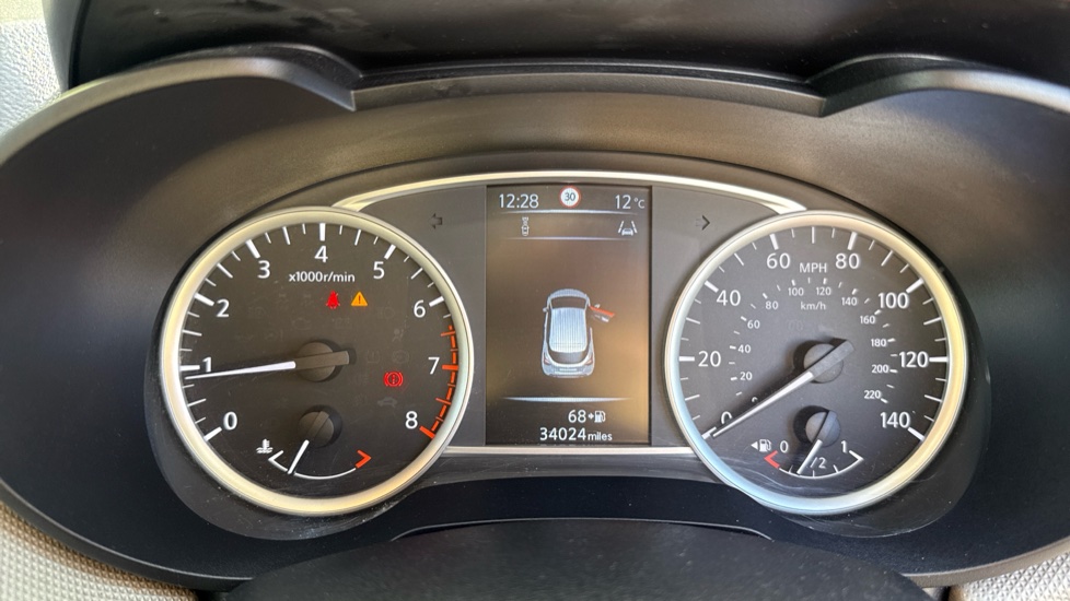 Nissan Micra 0.9 IG-T N-Connecta 5dr Petrol Hatchback - Image 18
