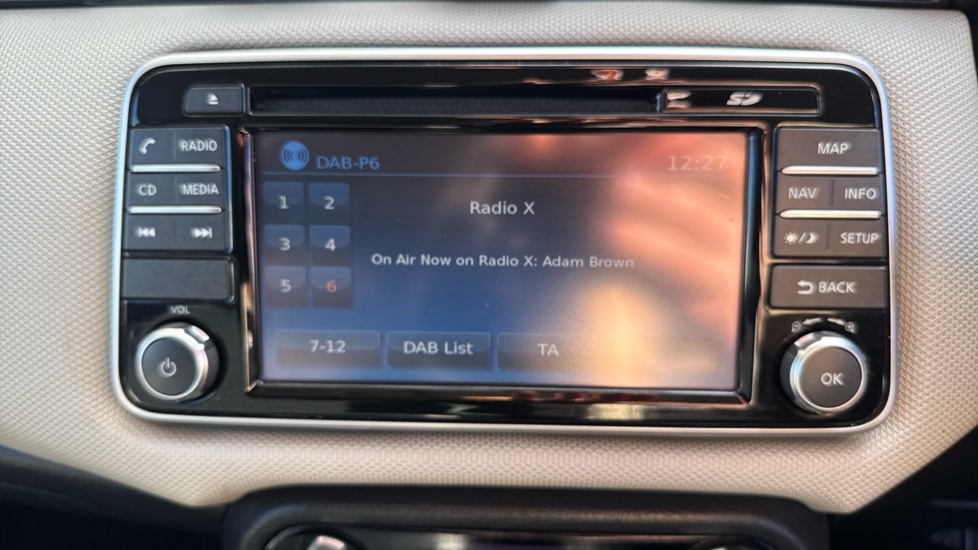 Nissan Micra 0.9 IG-T N-Connecta 5dr Petrol Hatchback - Image 28