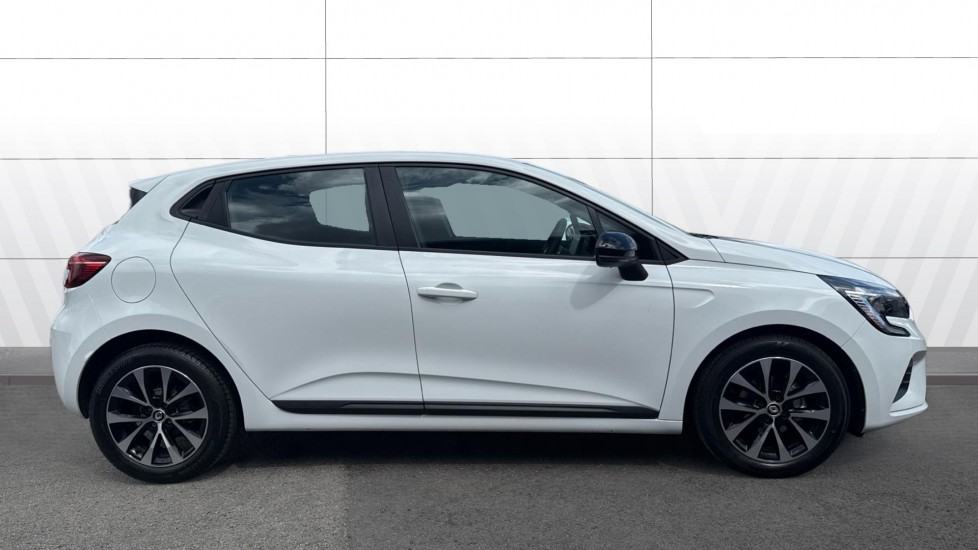 Renault Clio 1.0 TCe 90 Evolution 5dr Petrol Hatchback - Image 5