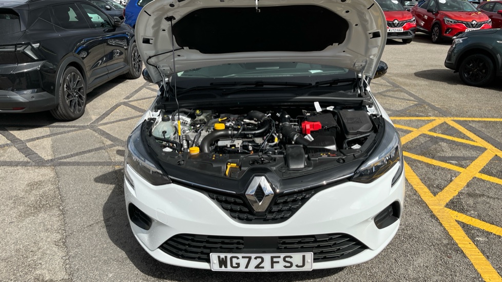 Renault Clio 1.0 TCe 90 Evolution 5dr Petrol Hatchback - Image 8