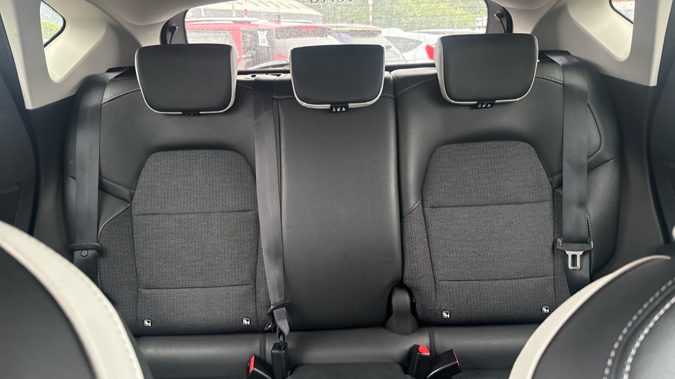 Renault Captur 1.6 E-Tech full hybrid 145 Techno 5dr Auto Hybrid Hatchback - Image 15