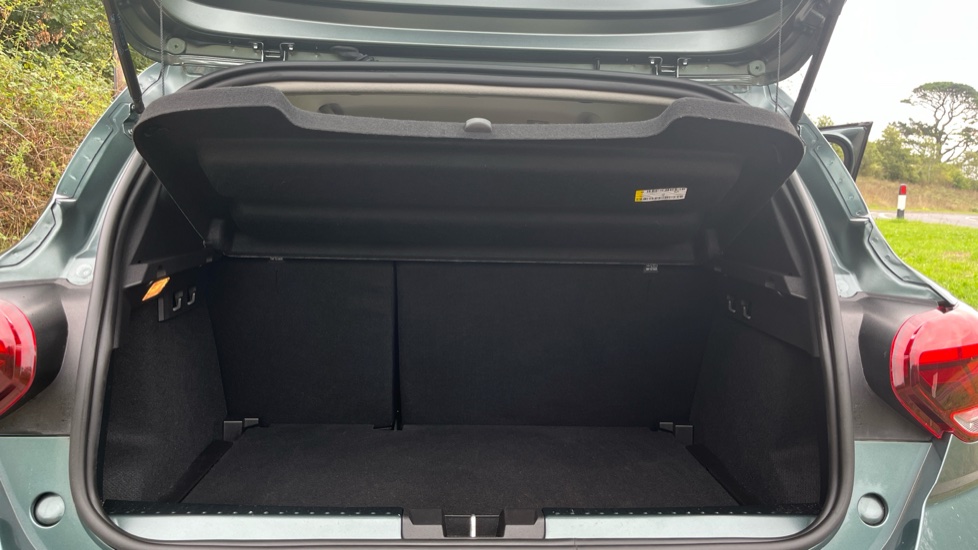 Dacia Sandero Stepway 1.0 TCe Extreme 5dr Petrol Hatchback - Image 4
