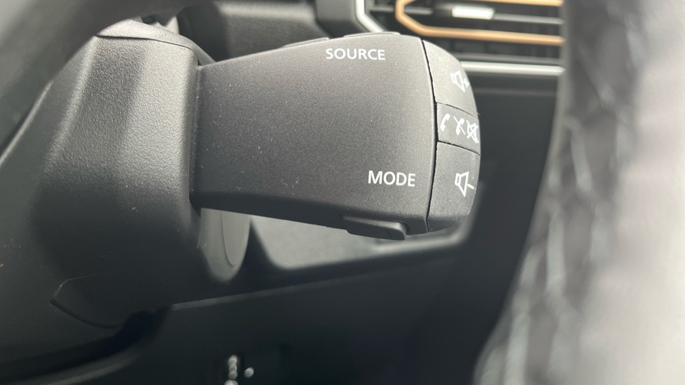 Dacia Sandero Stepway 1.0 TCe Extreme 5dr Petrol Hatchback - Image 23