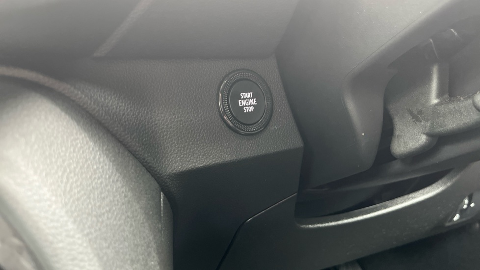 Dacia Sandero Stepway 1.0 TCe Extreme 5dr Petrol Hatchback - Image 28