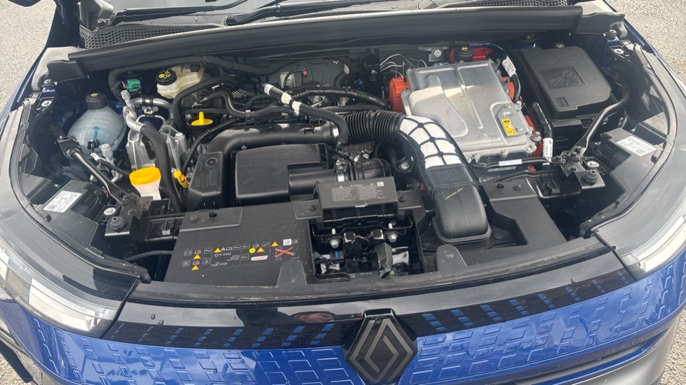Renault Captur 1.8 E-Tech Full Hybrid 160 Esprit Alpine 5dr Auto Hybrid Hatchback - Image 8
