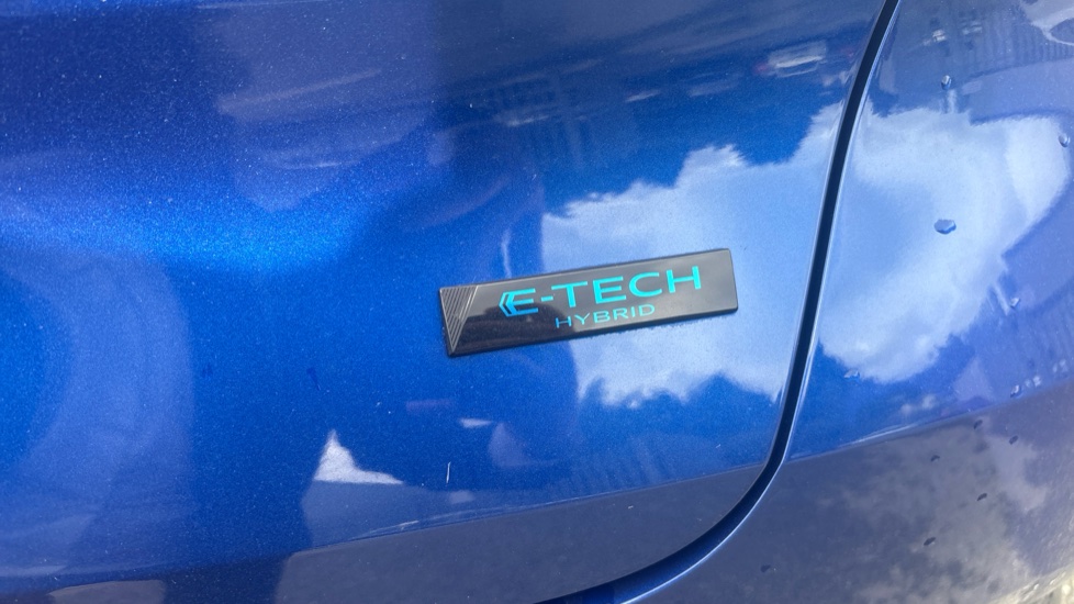Renault Captur 1.8 E-Tech Full Hybrid 160 Esprit Alpine 5dr Auto Hybrid Hatchback - Image 29