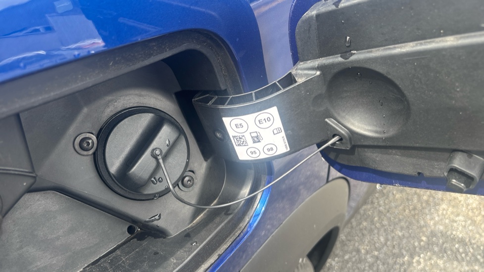Renault Captur 1.8 E-Tech Full Hybrid 160 Esprit Alpine 5dr Auto Hybrid Hatchback - Image 30