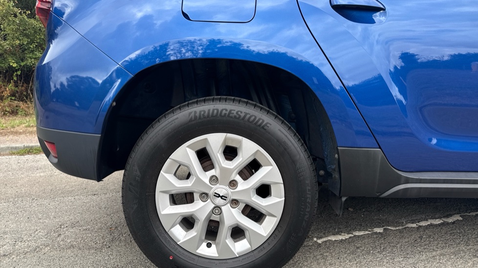 Dacia Duster 1.0 TCe 90 Expression 5dr Petrol Estate - Image 7