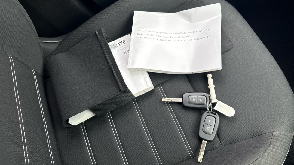 Dacia Duster 1.0 TCe 90 Expression 5dr Petrol Estate - Image 19