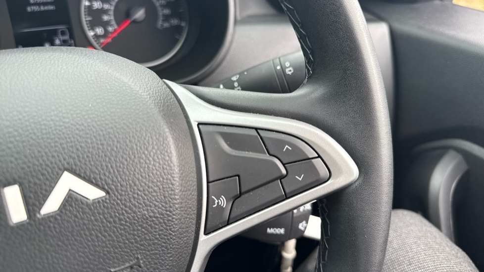 Dacia Duster 1.0 TCe 90 Expression 5dr Petrol Estate - Image 24