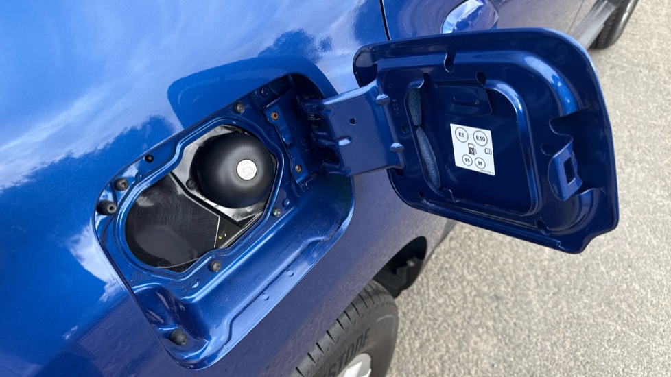 Dacia Duster 1.0 TCe 90 Expression 5dr Petrol Estate - Image 35