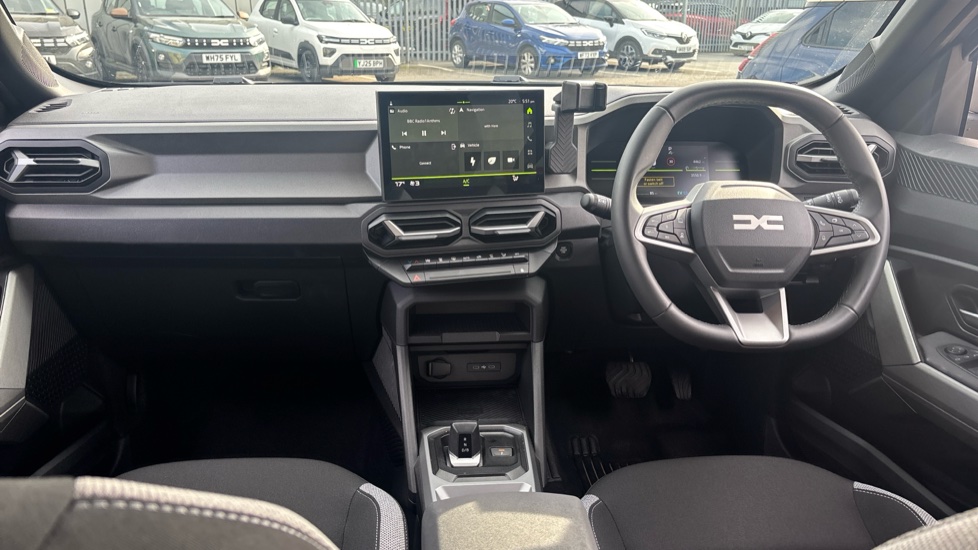Dacia Duster 1.8 Hybrid 155 Journey 5dr Auto Hybrid Estate - Image 10