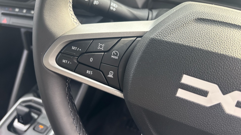 Dacia Duster 1.8 Hybrid 155 Journey 5dr Auto Hybrid Estate - Image 33