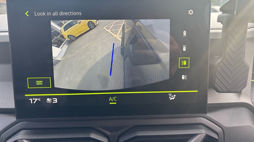 Dacia Duster 1.8 Hybrid 155 Journey 5dr Auto Hybrid Estate - Image 40