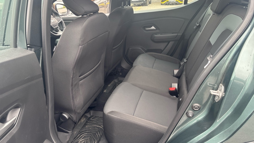 Dacia Sandero Stepway 1.0 TCe Extreme 5dr Petrol Hatchback - Image 16