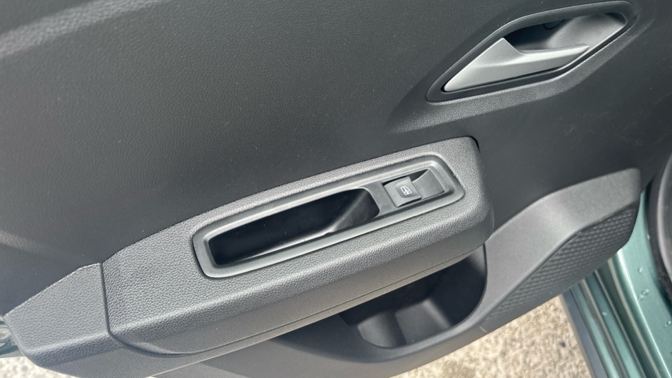 Dacia Sandero Stepway 1.0 TCe Extreme 5dr Petrol Hatchback - Image 34