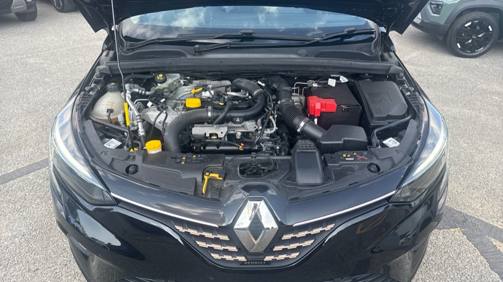Renault Clio 1.0 TCe 90 Lutecia SE 5dr Petrol Hatchback - Image 8