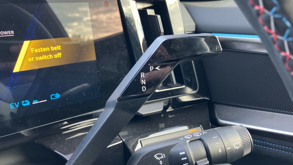 Renault Austral E-Tech Full Hybrid Techno Esprit Alpine 5dr Auto Hybrid Estate - Image 13