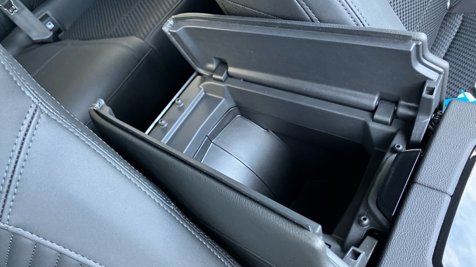 Renault Austral E-Tech Full Hybrid Techno Esprit Alpine 5dr Auto Hybrid Estate - Image 25