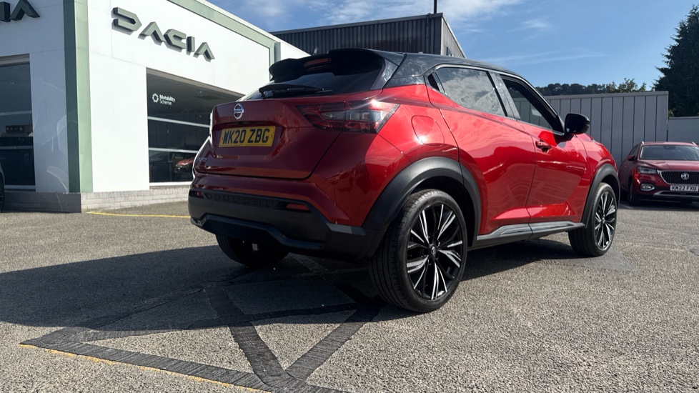 Nissan Juke 1.0 DiG-T Tekna+ 5dr Petrol Hatchback - Image 28