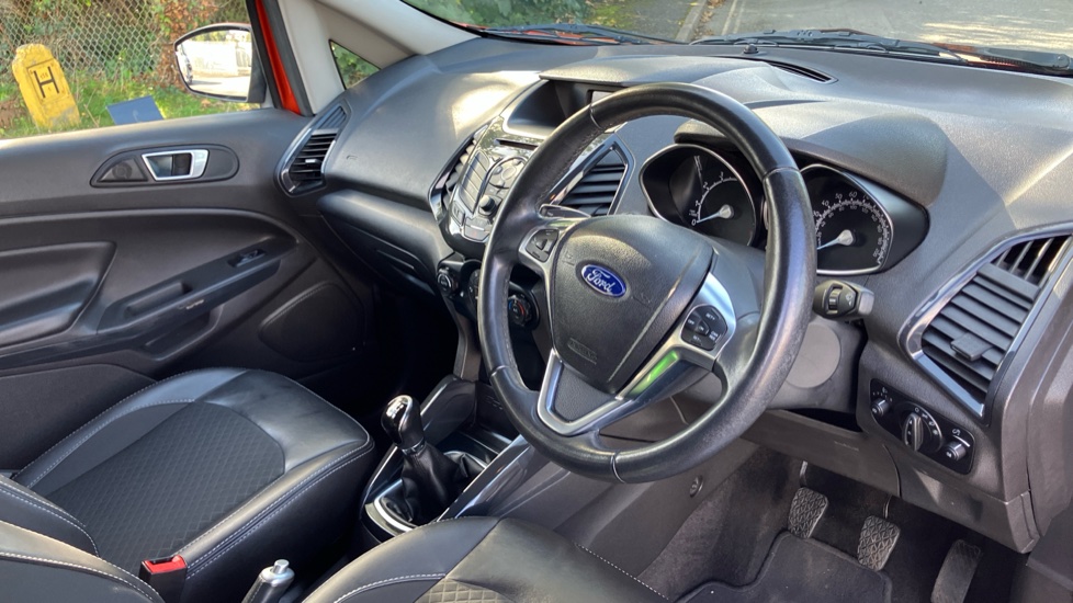 Ford EcoSport 1.0 EcoBoost Titanium 5dr [17in] Petrol Hatchback - Image 11