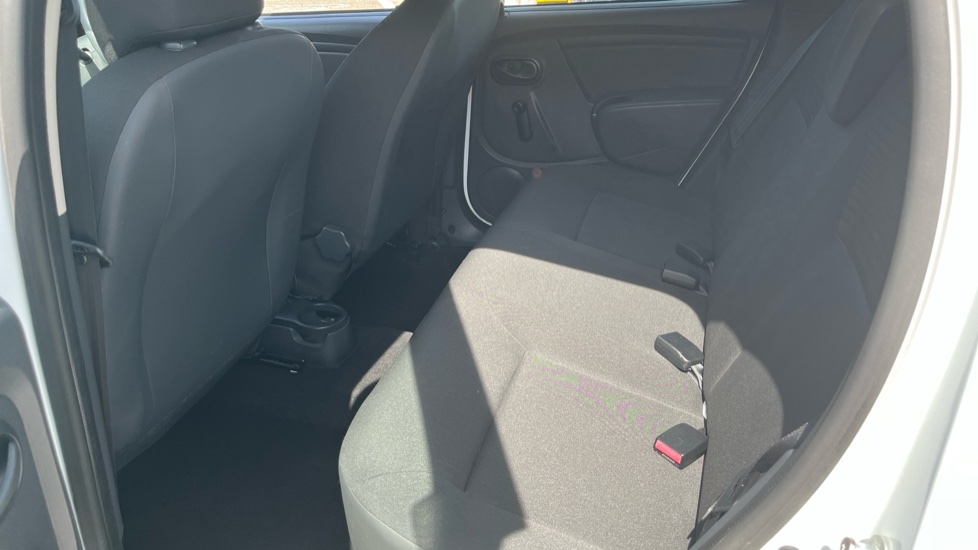 Dacia Duster 1.6 Access 5dr Petrol Estate - Image 16