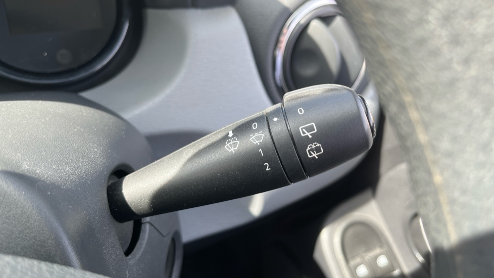 Dacia Duster 1.6 Access 5dr Petrol Estate - Image 22