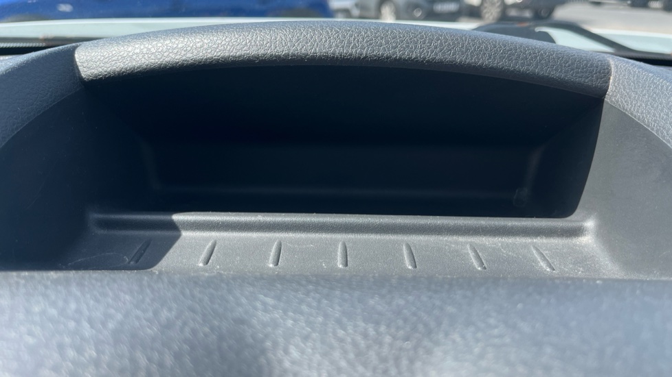 Dacia Duster 1.6 Access 5dr Petrol Estate - Image 26