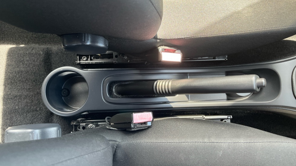 Dacia Duster 1.6 Access 5dr Petrol Estate - Image 34