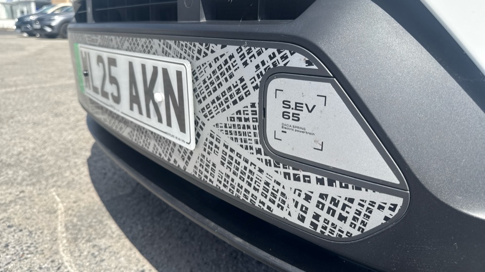 Dacia Spring 27kWh Extreme 65 48kW 5dr Auto Electric Hatchback - Image 29