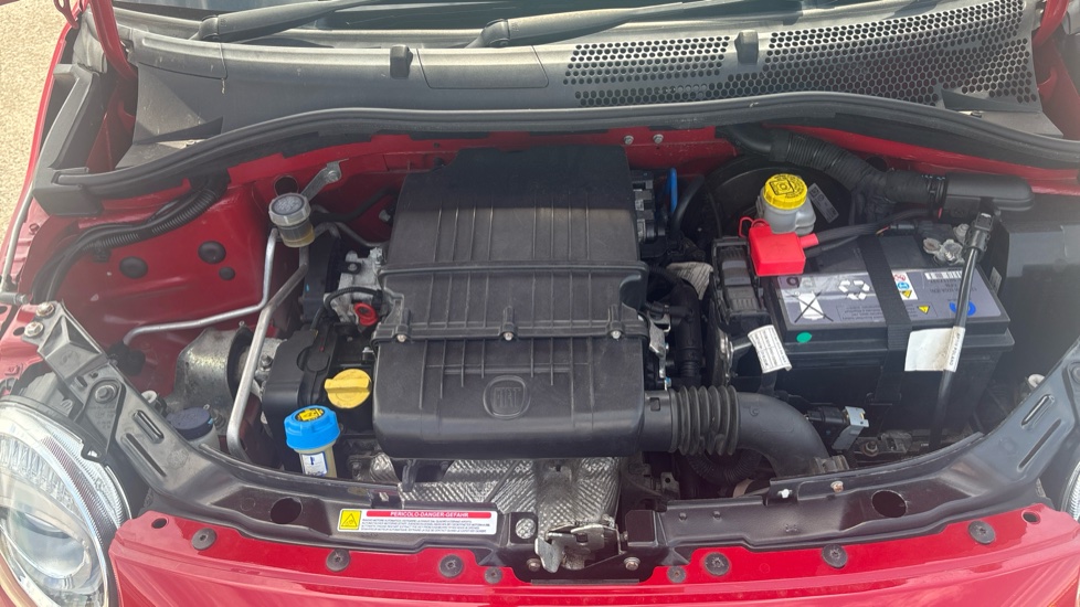 Fiat 500 1.2 Lounge 3dr Petrol Hatchback - Image 8