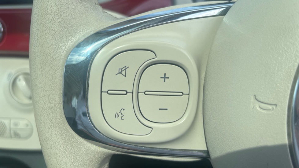 Fiat 500 1.2 Lounge 3dr Petrol Hatchback - Image 38