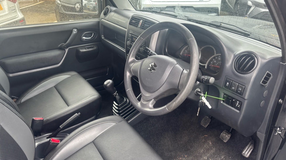 Suzuki Jimny 1.3 VVT SZ4 3dr Petrol Estate - Image 11