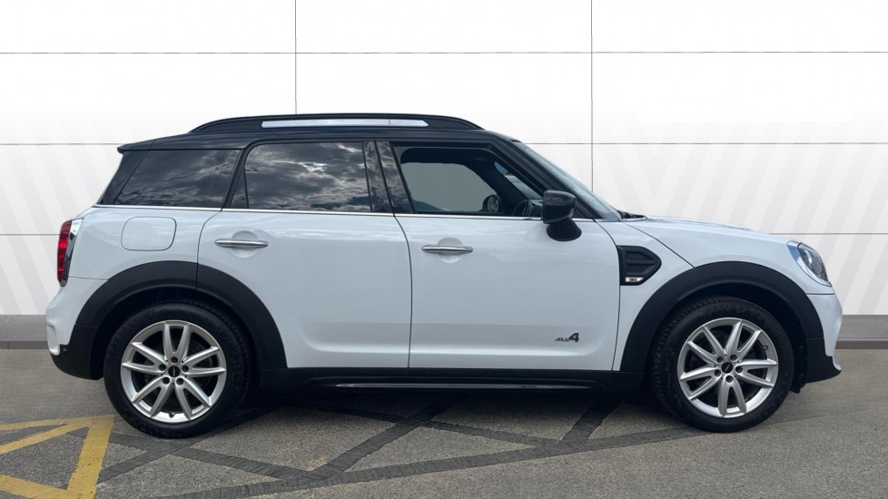 MINI Countryman 2.0 Cooper D Sport ALL4 5dr Auto Diesel Hatchback - Image 5
