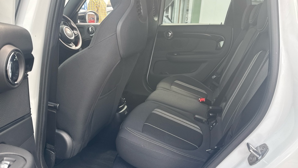 MINI Countryman 2.0 Cooper D Sport ALL4 5dr Auto Diesel Hatchback - Image 16