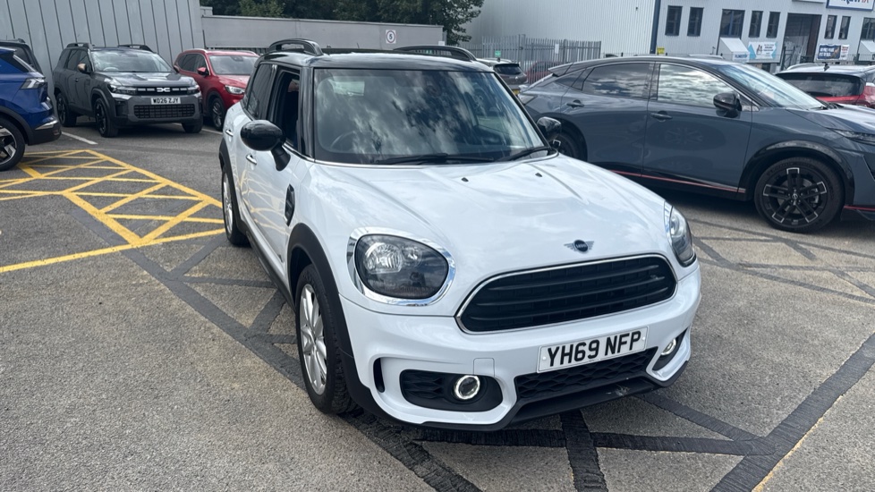 MINI Countryman 2.0 Cooper D Sport ALL4 5dr Auto Diesel Hatchback - Image 21
