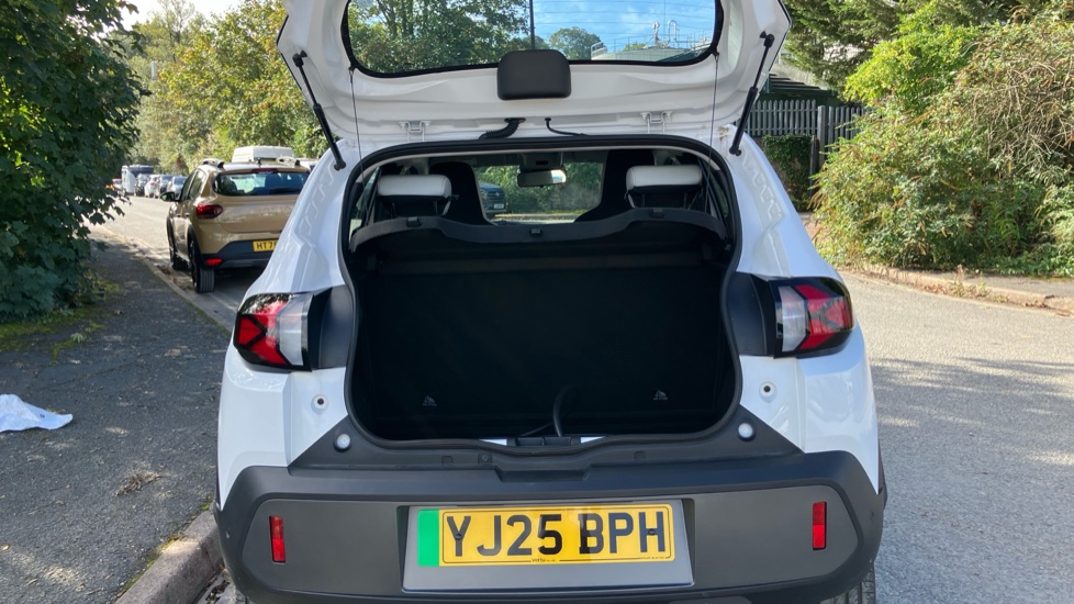 Dacia Spring 27kWh Expression 65 48kW 5dr Auto Electric Hatchback - Image 4
