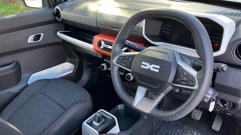 Dacia Spring 27kWh Expression 65 48kW 5dr Auto Electric Hatchback - Image 11