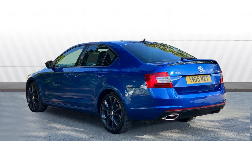 Skoda Octavia 2.0 TDI CR vRS 5dr DSG Diesel Hatchback - Image 2