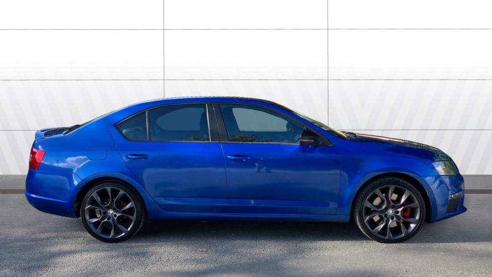 Skoda Octavia 2.0 TDI CR vRS 5dr DSG Diesel Hatchback - Image 5