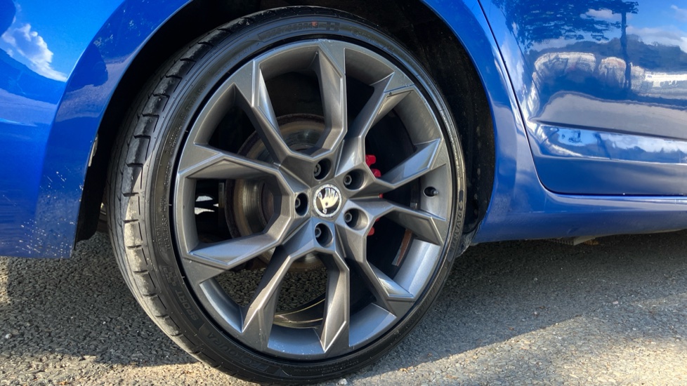 Skoda Octavia 2.0 TDI CR vRS 5dr DSG Diesel Hatchback - Image 7