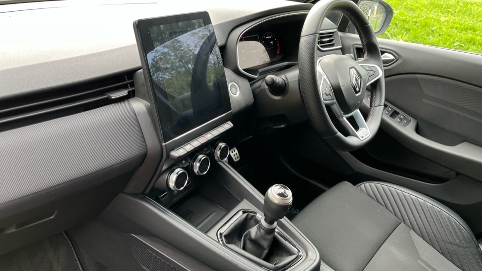 Renault Clio 1.0 TCe 90 Esprit Alpine 5dr Petrol Hatchback - Image 9