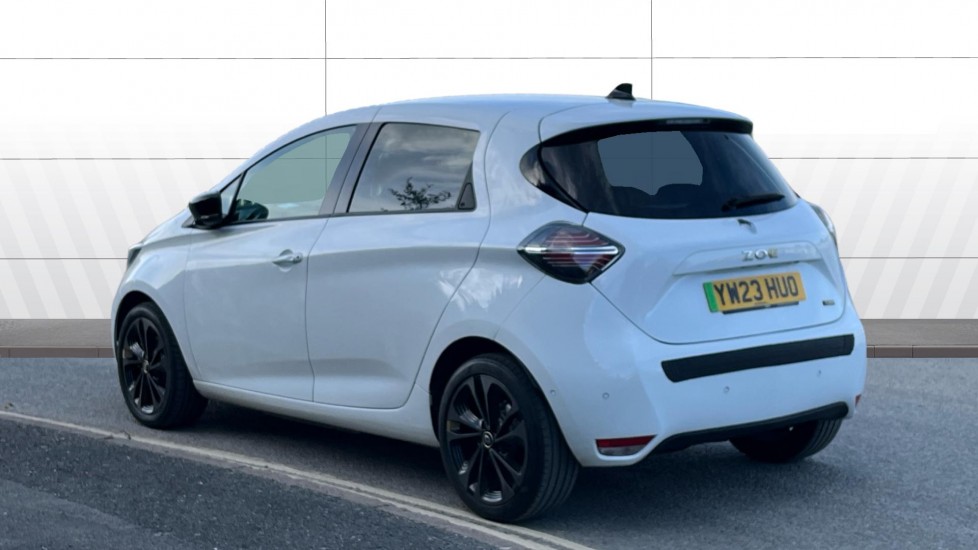 Renault Zoe 100kW Iconic R135 50kWh Boost Charge 5dr Auto Electric Hatchback - Image 2
