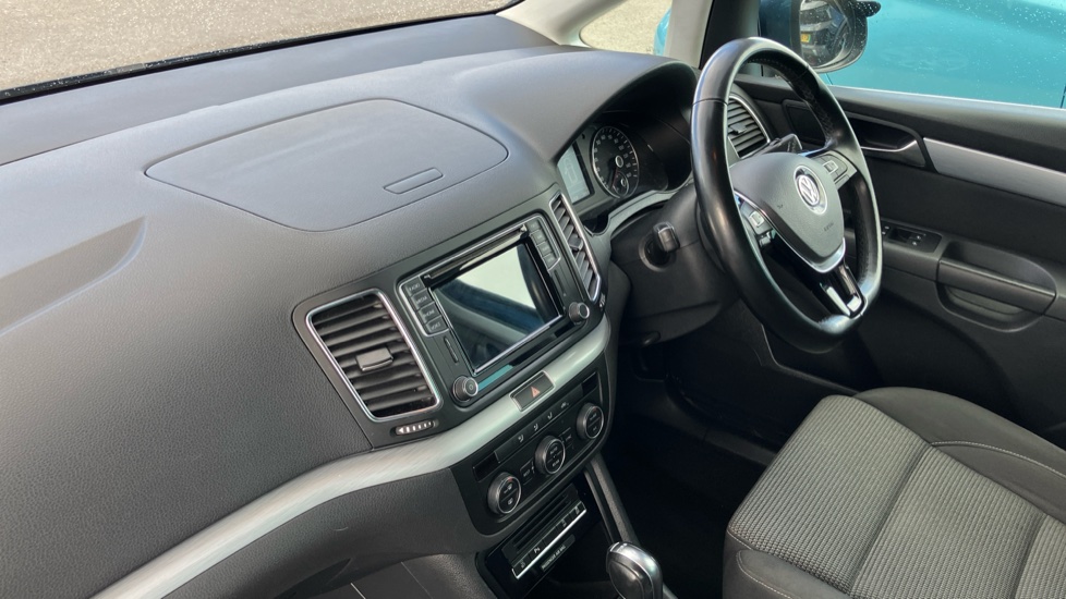 Volkswagen Sharan 2.0 TDI CR BlueMotion Tech 150 SE Nav 5dr DSG Diesel Estate - Image 9