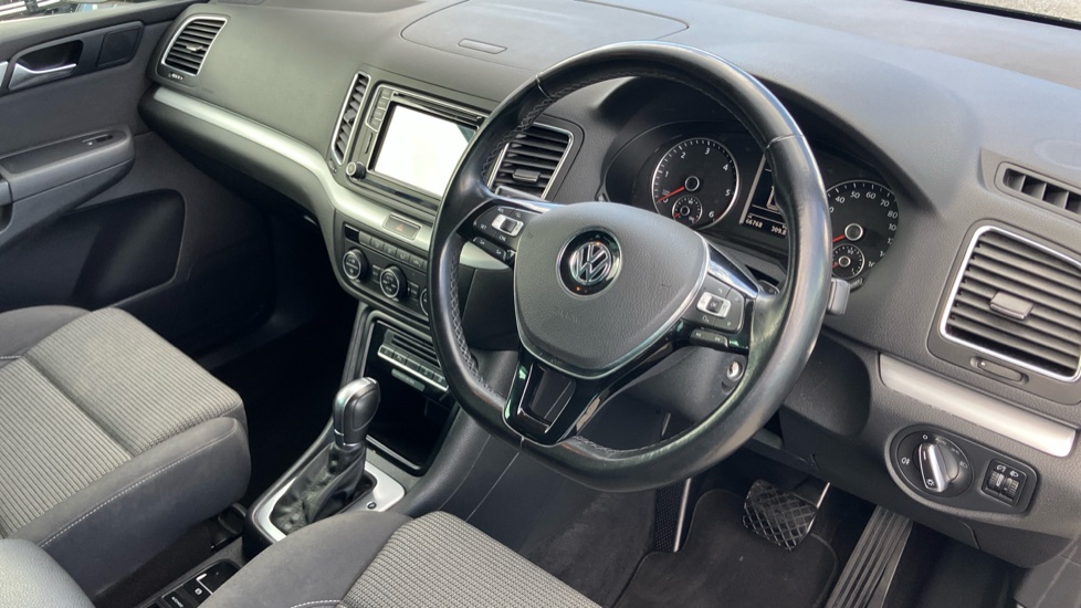 Volkswagen Sharan 2.0 TDI CR BlueMotion Tech 150 SE Nav 5dr DSG Diesel Estate - Image 11