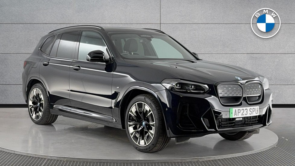 2023 BMW IX3