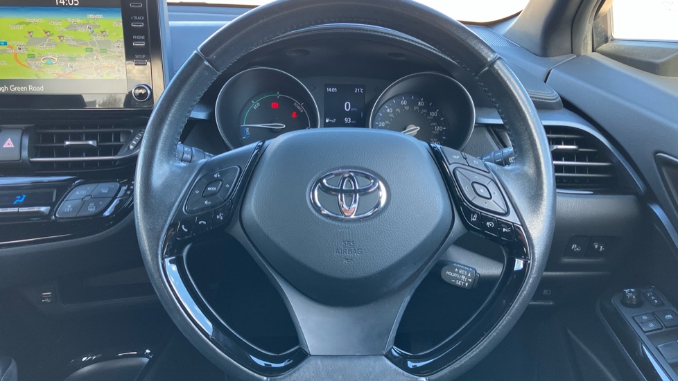 Toyota C-HR 1.8 Hybrid Design 5dr CVT Hybrid Hatchback - Image 10