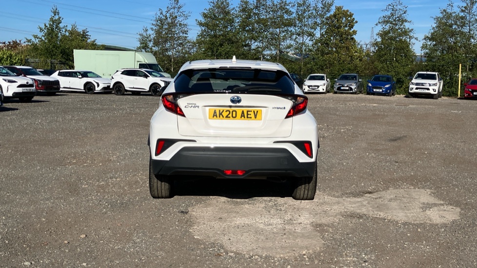 Toyota C-HR 1.8 Hybrid Design 5dr CVT Hybrid Hatchback - Image 26