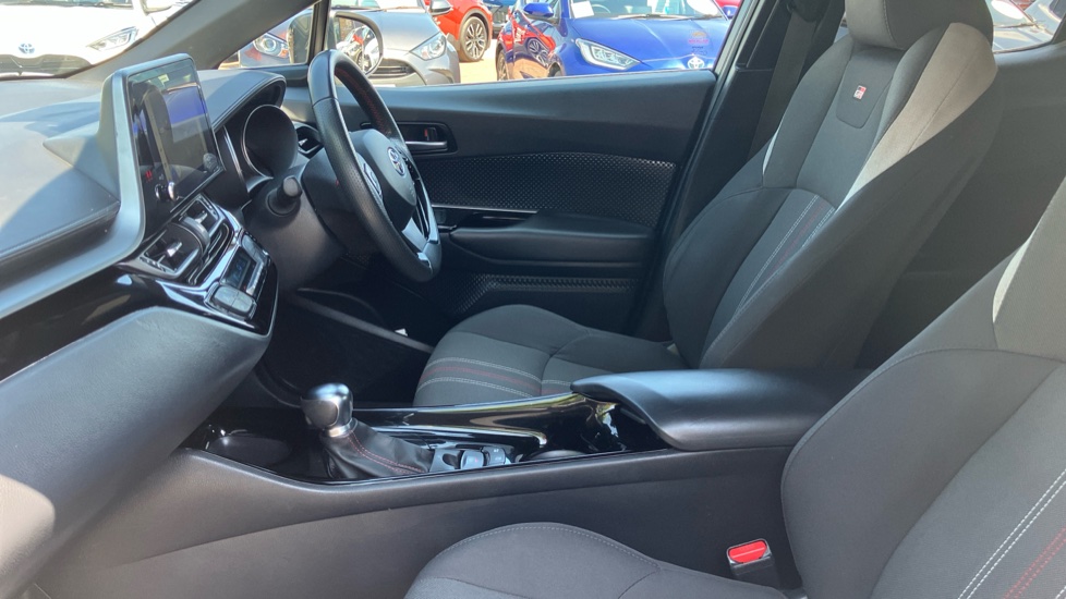 Toyota C-HR 1.8 Hybrid GR Sport 5dr CVT Hybrid Hatchback - Image 5