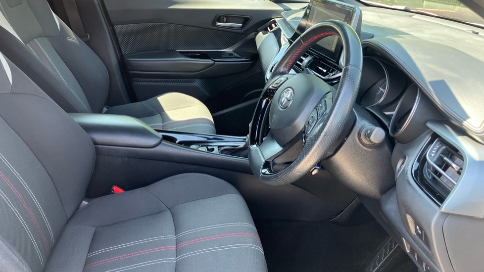 Toyota C-HR 1.8 Hybrid GR Sport 5dr CVT Hybrid Hatchback - Image 12